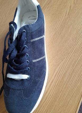 Продам кросівки