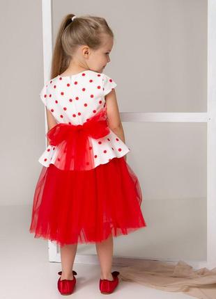 Нарядне плаття на дівчинку