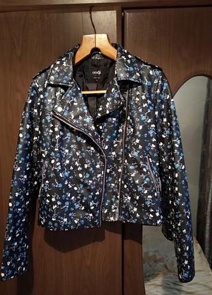 Крутая куртка косуха в цветочный принт bershka наложка