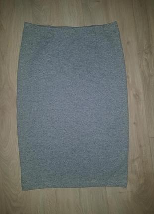 Сіра плотна утягуюча спідниця юбка міді5 фото