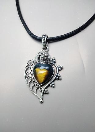 Кулон "серденько". срібло, тигрове та соколине око.