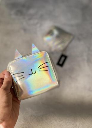 Серебряный голографический кошелёк кот бензиновый котик с ушками
