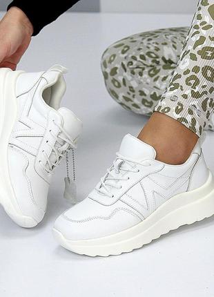 Натуральные белые женские кроссовки, отлично смотрятся на ноге сезон: весна, лето, осень,9 фото