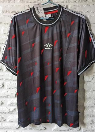 Футболка umbro carling football