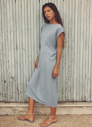 Меди платье зара минималистичное - м - серо голубого цвета1 фото