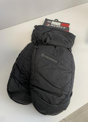 Сноубордичні рукавиці чорні