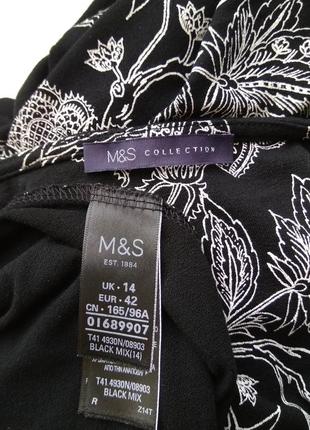 Трикотажная чёрная блуза m&s с кружевными 3/4 рукавами/вискоза/xl/принт белые цветы9 фото