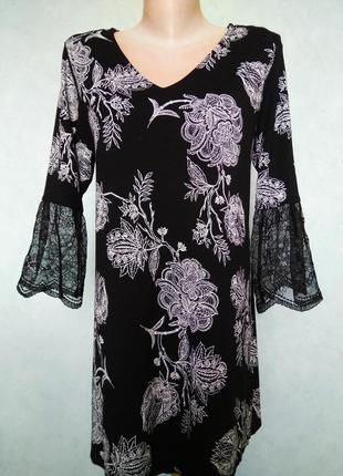 Трикотажная чёрная блуза m&s с кружевными 3/4 рукавами/вискоза/xl/принт белые цветы5 фото