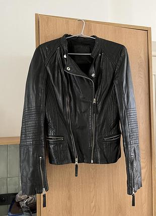 Шкіряна куртка