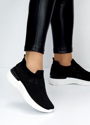 Чорні легкі текстильні жіночі кросівки у стразах на білій підошві 203987 фото