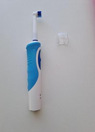 Насадка на електричні зубні щітки oral-b2 фото