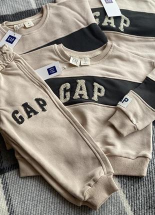 Костюм gap