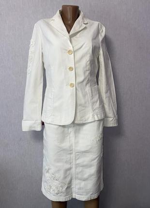 Вінтажний білий костюм max mara