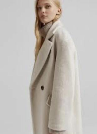 Пальто bershka