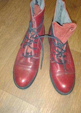 Шкіряні жіночі чоботи на шнурках,із португалії