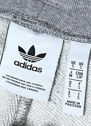 Спортивні штани від фірми adidas5 фото