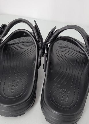 Крокс классік сандалі чорні crocs classic sandal all-terrain black / black4 фото