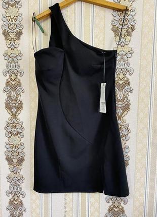 Стильна сукня на одне плече, чорне міні плаття