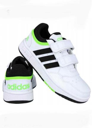 Стильні кросівки бренду adidas sko- hvit  uk  12,5 eur 31