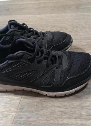 Кроссівки 38 р., по устілці 23,5 см