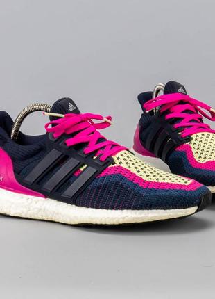 Легкие беговые кроссовки на бусте adidas ultraboost.летние