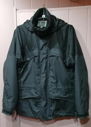 Фірмова куртка