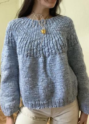 Свитер ручной вязки крючком