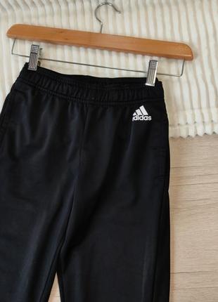 Спортивні штани adidas p xs4 фото