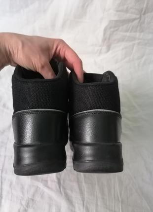 Жіночі шкіряні робочі черевики на липучках7 фото