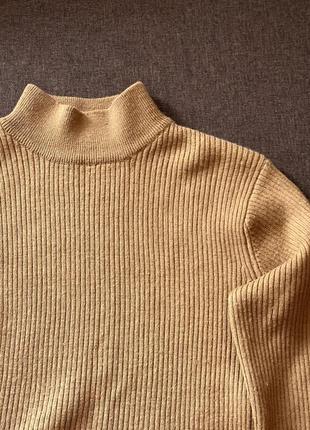 Вовняний светр гольф коричневий3 фото