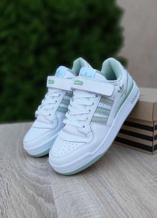 Жіночі кросівки adidas forum low адідас форум білого з бірюзовим кольорів