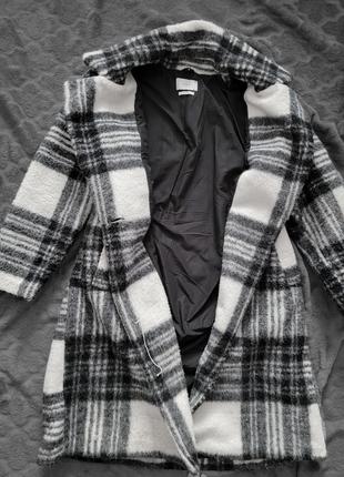 Зимове-осіннє пальто на штучному короткому хутрі reserved.6 фото