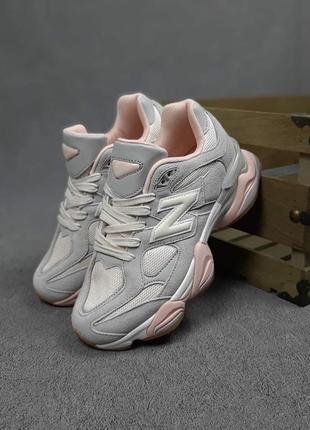 Жіночі кросівки new balance 9060 grey pink нью беланс сірого з рожевим кольорів