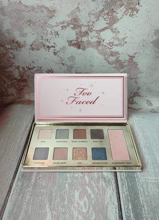 Палетка тіней too faced pop the cork