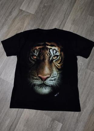 Мужская чёрная футболка с принтом / wild / хлопковая футболка со львом / поло / мужская одежда / чоловічий одяг /3 фото