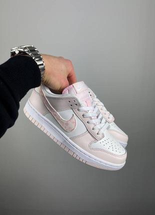 Найк данк лов есентіал nike dunk low essential paisley pack pink wmns fd1449-100