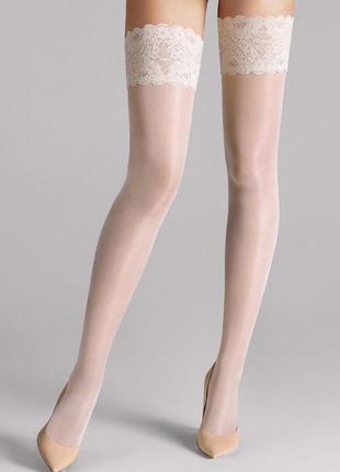 Шелковые чулки молочный  falke seidenglatt 15 denier stockings1 фото