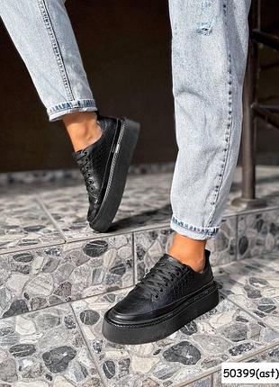 Шкіряні жіночі чорні кеди з натуральної шкіри