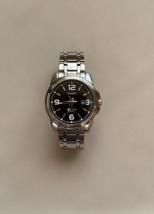 Годинник casio водозахист 50м кварц 13