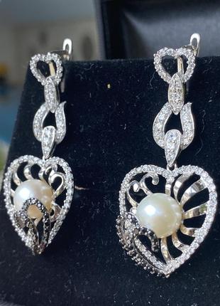 Розкішні срiбнi сережки з підвісками з перлинами