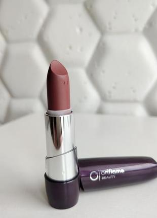 Увлажняющая помада для губ от орифлейм oriflame beauty chestnut glory  22550