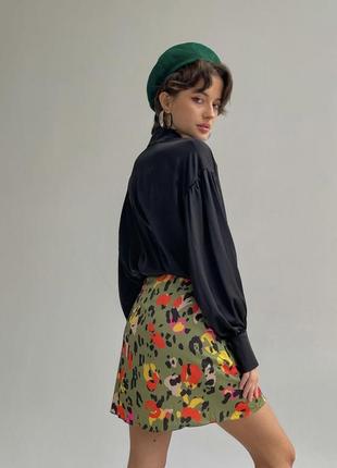 Шелковая короткая мини юбка у леопардовый принт / в лео принт украинского бренда sho gooska2 фото