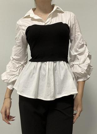 Блузка з об'ємними рукавами та корсетним топом quiz