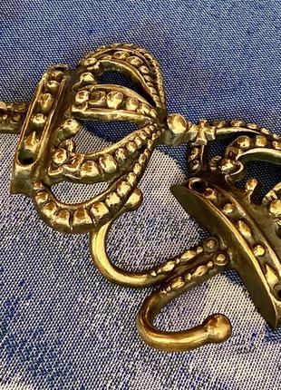 Бронзовые вешалки-крючки корона. подхват для штор.