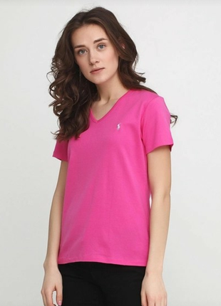 Яскрава рожева футболка ralph lauren sport з v образним вирізом1 фото