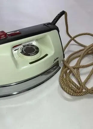 Паровой утюг jura typ 362, switzerland, 1200w, сост. отличное!