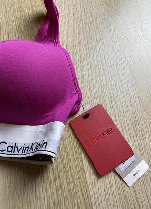 Спортивный топ бралет бюст calvin klein s m оригінал3 фото