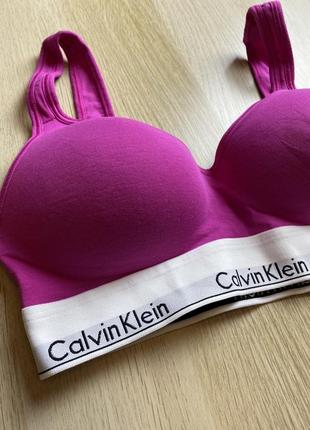 Спортивный топ бралет бюст calvin klein s m оригінал8 фото