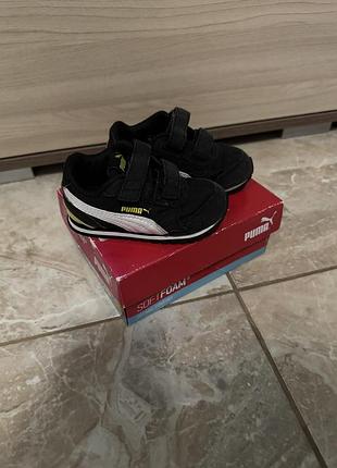 Кросівки puma