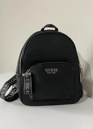 Рюкзак в стилі guess